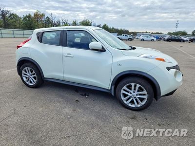 Czwarte zdjęcie samochodu z boku: 2012 NISSAN JUKE S VIN:JN8AF5MV5CT106540 - miniatura