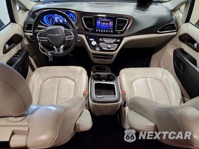 Zdjęcie 8 z 14 samochodu: 2017 CHRYSLER PACIFICA TOURING L PLUS VIN:2C4RC1EG7HR513760 - miniatura