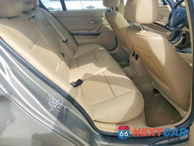 Zdjęcie 10 z 12 samochodu: 2011 BMW 328 I SULEV VIN:WBAPH5C56BA443226 - miniatura
