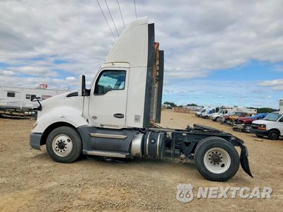Zdjęcie 13 z 13 samochodu: 2017 KENWORTH T680 SEMI TRUCK VIN:1XKYA48X2HJ160321 - miniatura