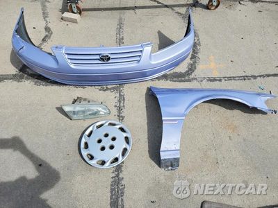 Zdjęcie 12 z 13 samochodu: 1998 TOYOTA CAMRY LE VIN:JT2BG22K2W0225522 - miniatura
