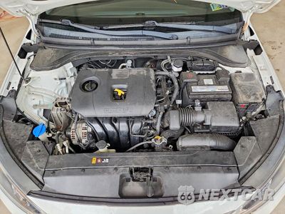 Zdjęcie 11 z 12 samochodu: 2020 HYUNDAI ELANTRA SEL VIN:5NPD84LF4LH565070 - miniatura