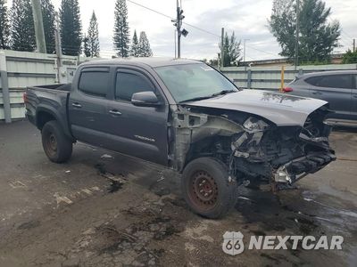 Czwarte zdjęcie samochodu z boku: 2018 TOYOTA TACOMA TRD OFF-ROAD VIN:5TFCZ5AN3JX138263 - miniatura