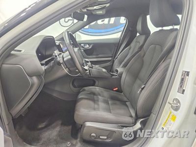 Zdjęcie 7 z 12 samochodu: 2023 POLESTAR 2 VIN:YSMEG3KA9PL145026 - miniatura