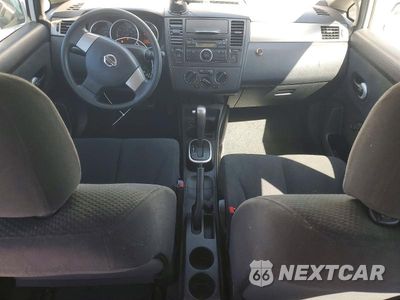 Zdjęcie 8 z 13 samochodu: 2010 NISSAN VERSA 1.8 S VIN:3N1BC1CP8AL456091 - miniatura
