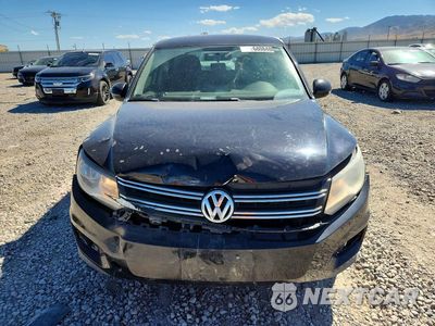 Piąte zdjęcie samochodu w środku: 2012 VOLKSWAGEN TIGUAN S VIN:WVGAV7AX8CW525363 - miniatura