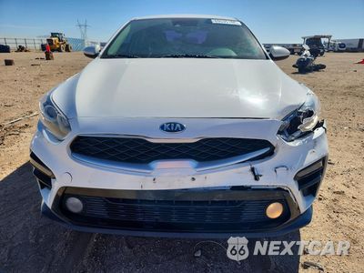 Piąte zdjęcie samochodu w środku: 2021 KIA FORTE LXS VIN:3KPF24AD7ME306008 - miniatura