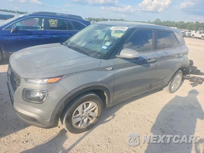 2022 HYUNDAI VENUE SE KMHRB8A31NU197717 - główne zdjęcie licytacji z USA - miniatura