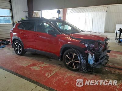 Czwarte zdjęcie samochodu z boku: 2024 TOYOTA COROLLA CROSS HYBRID XSE VIN:7MUFBABG7RV051659 - miniatura