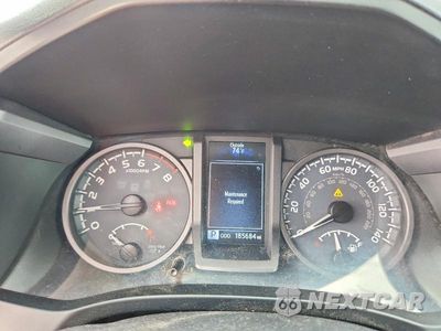 Zdjęcie 9 z 13 samochodu: 2016 TOYOTA TACOMA TRD SPORT VIN:3TMCZ5AN7GM008209 - miniatura