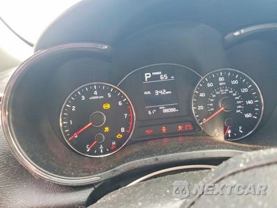 Zdjęcie 9 z 13 samochodu: 2018 KIA FORTE LX VIN:3KPFK4A73JE175293 - miniatura