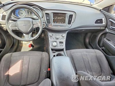 Zdjęcie 8 z 12 samochodu: 2015 CHRYSLER 200 LIMITED VIN:1C3CCCAB8FN618303 - miniatura
