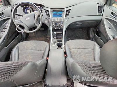 Zdjęcie 8 z 12 samochodu: 2011 HYUNDAI SONATA SE VIN:5NPEC4AC8BH143281 - miniatura
