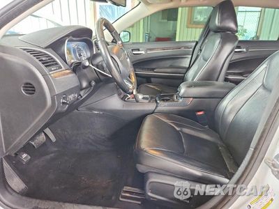 Zdjęcie 7 z 12 samochodu: 2019 CHRYSLER 300 LIMITED VIN:2C3CCAKG0KH569907 - miniatura