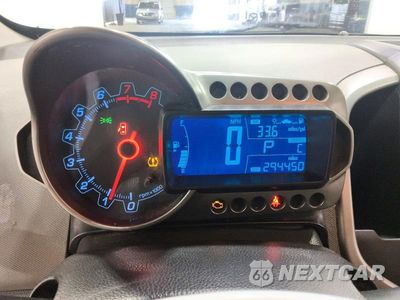 Zdjęcie 9 z 12 samochodu: 2013 CHEVROLET SONIC LT VIN:1G1JC6SH4D4233744 - miniatura