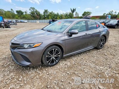 2018 TOYOTA CAMRY SE 4T1B11HK0JU635680 - główne zdjęcie licytacji z USA - miniatura