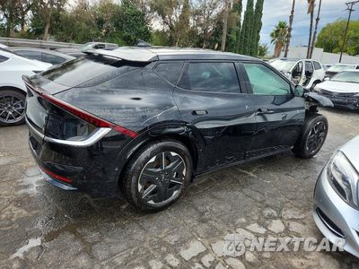 Trzecie zdjęcie samochodu z tyłu: 2025 KIA EV6 WIND VIN:5XYC34JA5SG011091 - miniatura