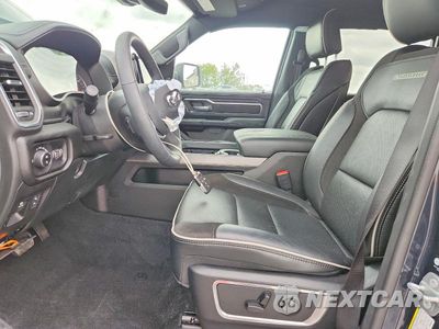 Zdjęcie 7 z 12 samochodu: 2026 RAM 1500 LARAMIE VIN:1C6SRFJP1TN183405 - miniatura