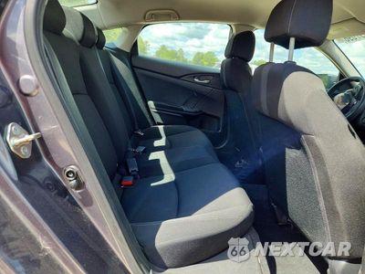 Zdjęcie 10 z 12 samochodu: 2019 HONDA CIVIC LX VIN:19XFC2F69KE030388 - miniatura