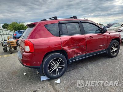 Trzecie zdjęcie samochodu z tyłu: 2011 JEEP COMPASS LIMITED VIN:1J4NF5FB2BD176564 - miniatura