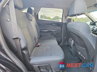 Zdjęcie 11 z 13 samochodu: 2019 KIA SORENTO L VIN:5XYPG4A33KG477853 - miniatura