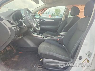 Zdjęcie 7 z 12 samochodu: 2018 NISSAN SENTRA S VIN:3N1AB7AP4JY347652 - miniatura