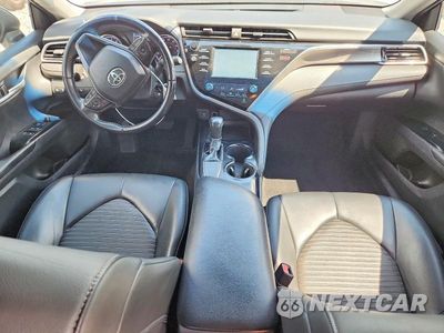 Zdjęcie 8 z 12 samochodu: 2018 TOYOTA CAMRY SE VIN:4T1B11HK0JU055281 - miniatura