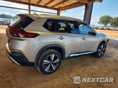 Trzecie zdjęcie samochodu z tyłu: 2021 NISSAN ROGUE PLATINUM VIN:JN8AT3DC7MW103893 - miniatura