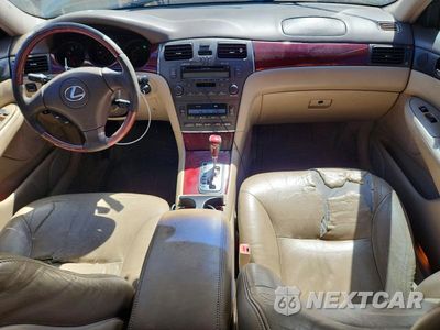 Zdjęcie 8 z 12 samochodu: 2002 LEXUS ES 300 VIN:JTHBF30GX20057460 - miniatura