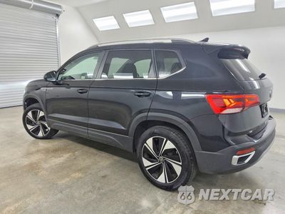 Drugie zdjęcie samochodu z przodu: 2024 VOLKSWAGEN TAOS SE VIN:3VVUX7B27RM059188 - miniatura