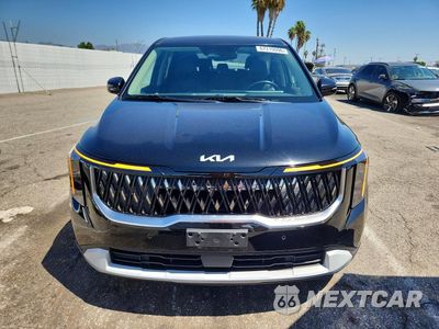 Piąte zdjęcie samochodu w środku: 2025 KIA CARNIVAL LXS VIN:KNDNB5KA7S6081033 - miniatura