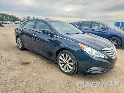 Czwarte zdjęcie samochodu z boku: 2011 HYUNDAI SONATA SE VIN:5NPEC4AC4BH036454 - miniatura