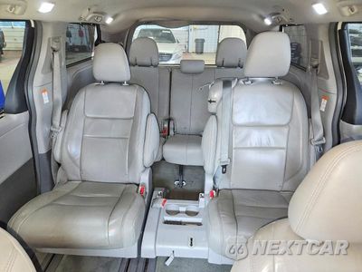 Zdjęcie 10 z 13 samochodu: 2015 TOYOTA SIENNA XLE 8-PASSENGER VIN:5TDYK3DC3FS566114 - miniatura