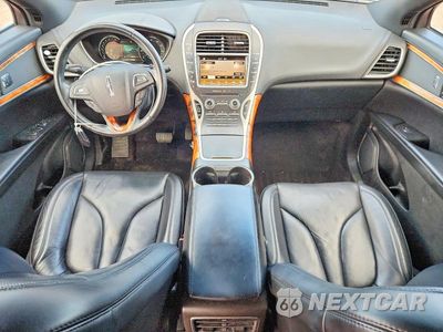 Zdjęcie 8 z 13 samochodu: 2016 LINCOLN MKX RESERVE VIN:2LMTJ8LR8GBL61164 - miniatura