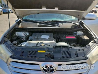 Zdjęcie 12 z 13 samochodu: 2012 TOYOTA HIGHLANDER BASE VIN:5TDBK3EH3CS153718 - miniatura