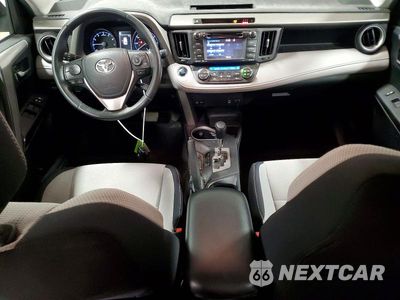 Zdjęcie 8 z 13 samochodu: 2018 TOYOTA RAV4 XLE VIN:2T3RFREV9JW742716 - miniatura