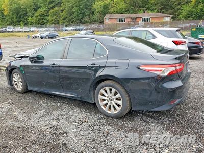 Drugie zdjęcie samochodu z przodu: 2018 TOYOTA CAMRY LE VIN:4T1B11HK0JU578896 - miniatura