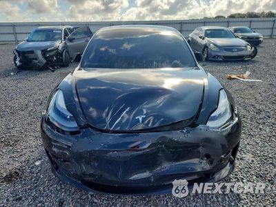 Piąte zdjęcie samochodu w środku: 2022 TESLA MODEL 3 VIN:5YJ3E1EA2NF188857 - miniatura