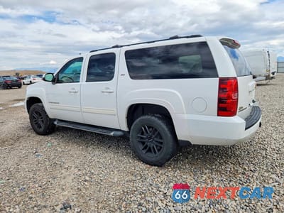 Drugie zdjęcie samochodu z przodu: 2014 CHEVROLET SUBURBAN K1500 LT VIN:1GNSKJE74ER182665 - miniatura