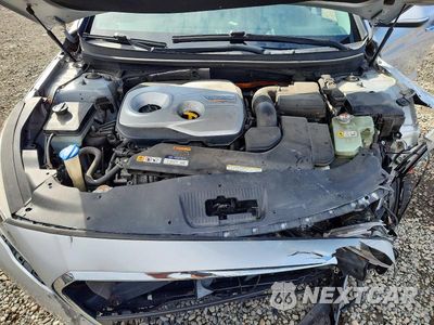 Zdjęcie 11 z 12 samochodu: 2016 HYUNDAI SONATA HYBRID SE VIN:KMHE24L18GA025658 - miniatura