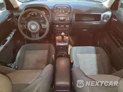 Zdjęcie 8 z 14 samochodu: 2016 JEEP PATRIOT SPORT VIN:1C4NJPBA4GD609287 - miniatura