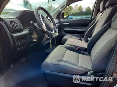 Zdjęcie 7 z 12 samochodu: 2018 TOYOTA TUNDRA SR5 VIN:5TFUM5F17JX079078 - miniatura