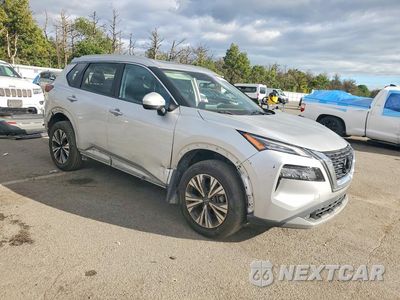 Czwarte zdjęcie samochodu z boku: 2023 NISSAN ROGUE SV VIN:5N1BT3BB6PC849571 - miniatura
