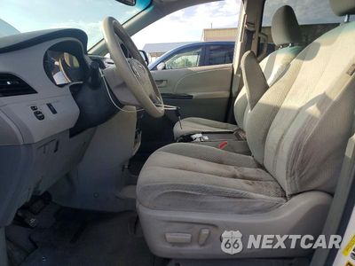 Zdjęcie 7 z 13 samochodu: 2011 TOYOTA SIENNA LE VIN:5TDKK3DC2BS053291 - miniatura