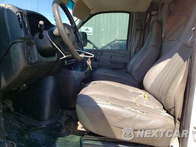 Zdjęcie 7 z 13 samochodu: 2006 CHEVROLET EXPRESS G1500 VIN:1GCFG15X761144195 - miniatura
