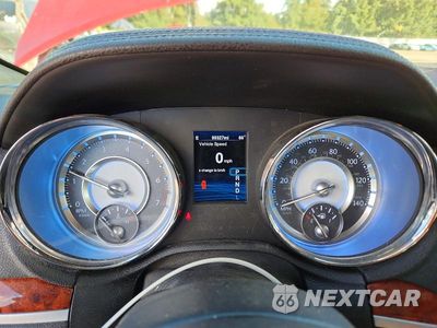 Zdjęcie 9 z 13 samochodu: 2014 CHRYSLER 300 VIN:2C3CCAAG7EH232558 - miniatura