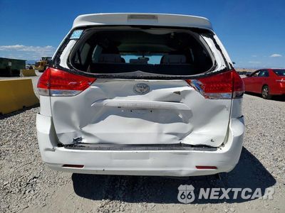 Zdjęcie 6 z 13 samochodu: 2013 TOYOTA SIENNA HYB LTD VIN:5TDKK3DC3DS372833 - miniatura