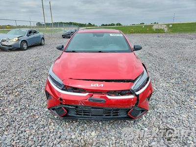 Piąte zdjęcie samochodu w środku: 2024 KIA FORTE GT VIN:3KPF44AC3RE835545 - miniatura