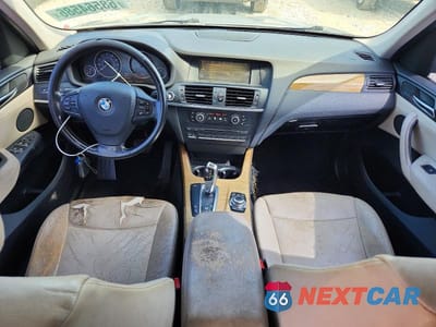 Zdjęcie 8 z 12 samochodu: 2011 BMW X3 XDRIVE28I VIN:5UXWX5C51BLW13643 - miniatura