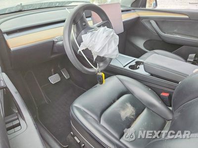 Zdjęcie 8 z 12 samochodu: 2023 TESLA MODEL Y VIN:7SAYGDEE5PA032772 - miniatura